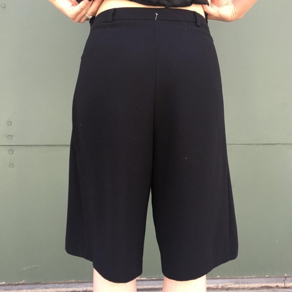 Vintage 1990's Black Flare Bermuda Shorts - Picture 6 of 8